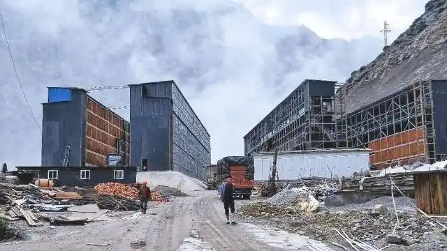 An expansive mining farm in Australia, illustrating the hosted environments that support cryptocurrency operations